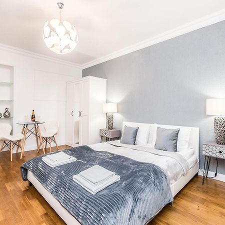 Rent Like Home - Przejscie Garncarskie 10 Breslavia Exterior foto